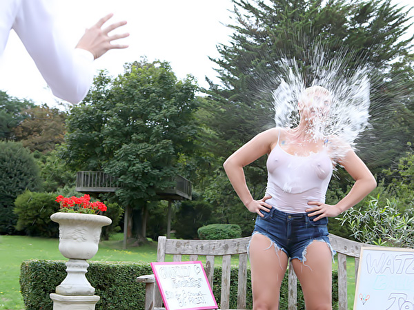 600px x 450px - â–· Water Balloon Charity Fuck - Ryan Keely / Porno Movies ...