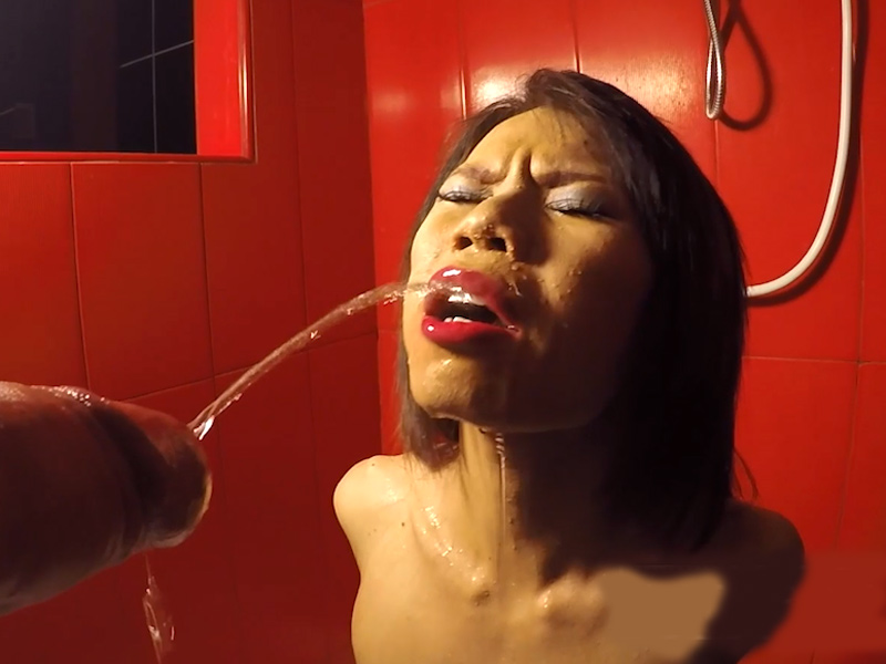 800px x 600px - â–· Teen ladyboy mouth pissing and sucking a his big white cock in the shower  - Kim / Porno Movies, Watch Porn Online, Free Sex Videos