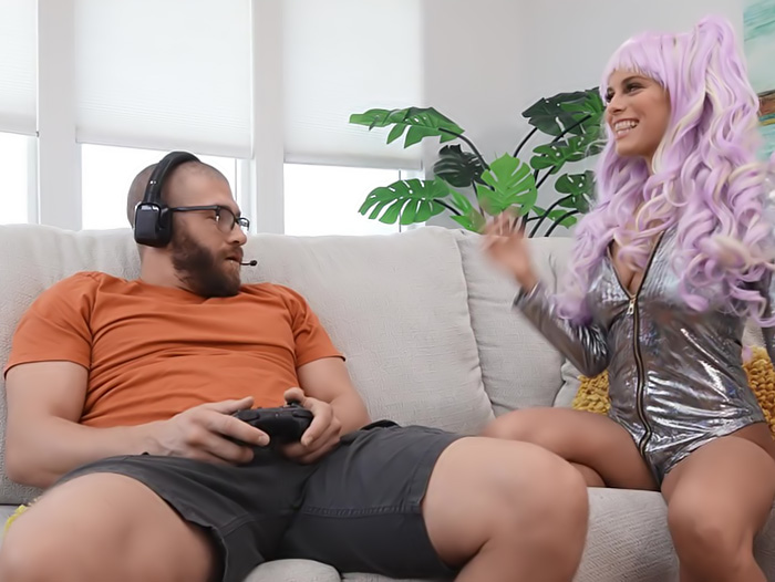 Gamer Sex - â–· Dickstracting Her Gamer BF - Jesse Pony / Porno Movies, Watch Porn  Online, Free Sex Videos